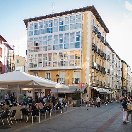 Un Piso Especial En El Casco Historico De Burgos Daire Dış mekan fotoğraf